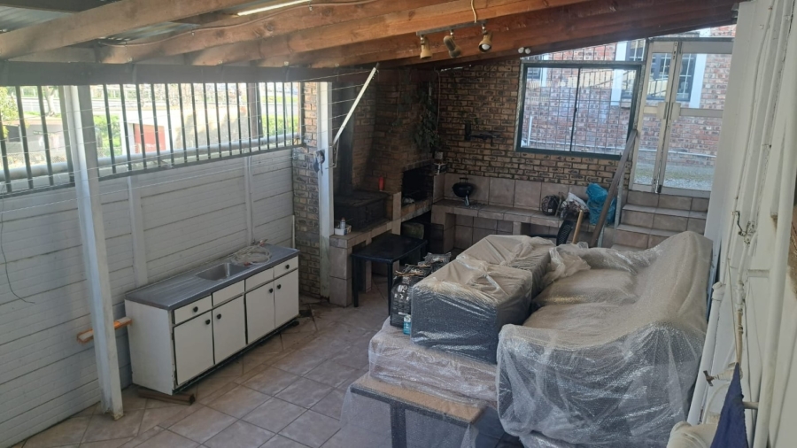 3 Bedroom Property for Sale in Caledon Western Cape